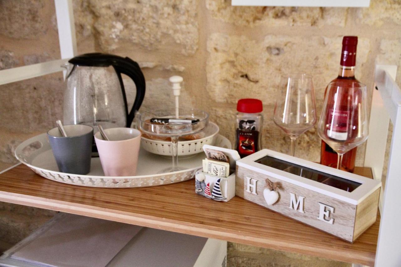 Bed and Breakfast La Stanza Bari Esterno foto